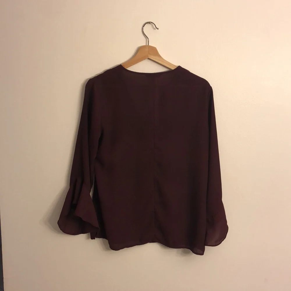 Banana Republic - sm maroon silky button-down w/billowy sleeves - Picture 7 of 7
